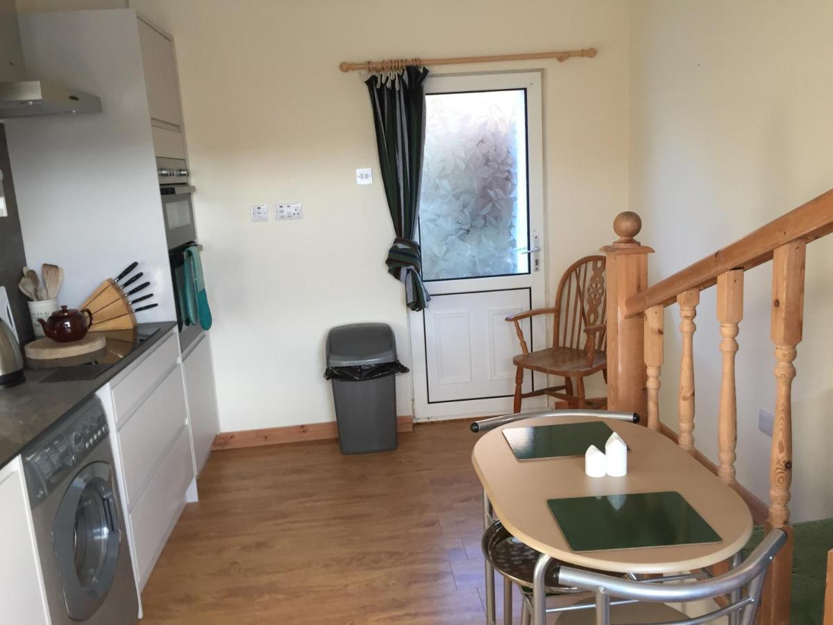 Sealoch Cottage Breasclete エクステリア 写真